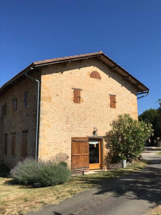 « Le Vieux Hangar » Gite A La Ferme Le Buisson-de-Cadouin Esterno foto
